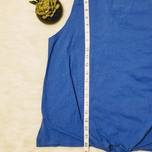 Abound Chocker Neck Distressed Tank Top - Picture 5 of 7